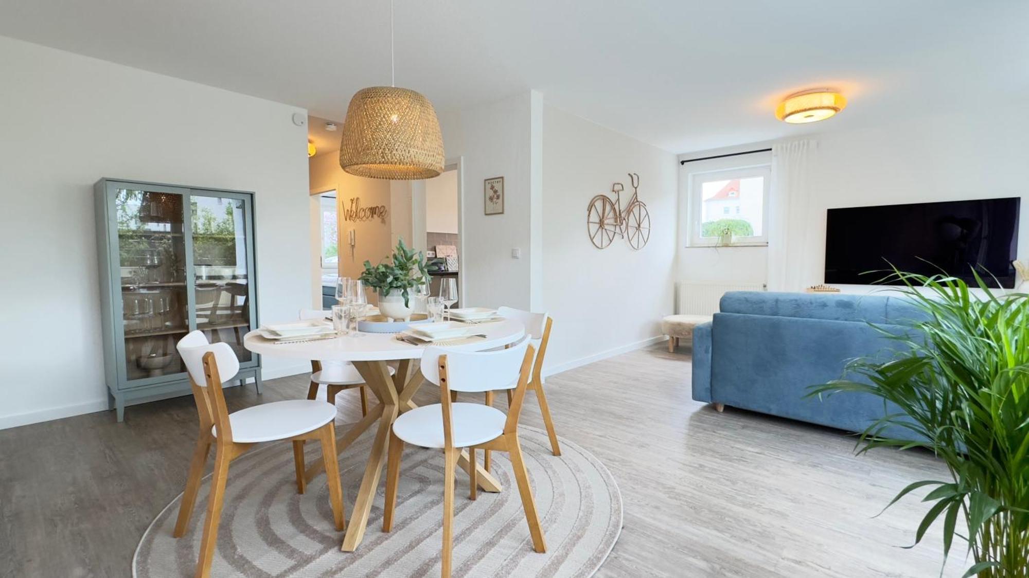 Fewo Am Park - 4P, Boxspringbett, Balkon, Smarttv, Gesundbrunnen, Familienfreundlich Halle  Dış mekan fotoğraf