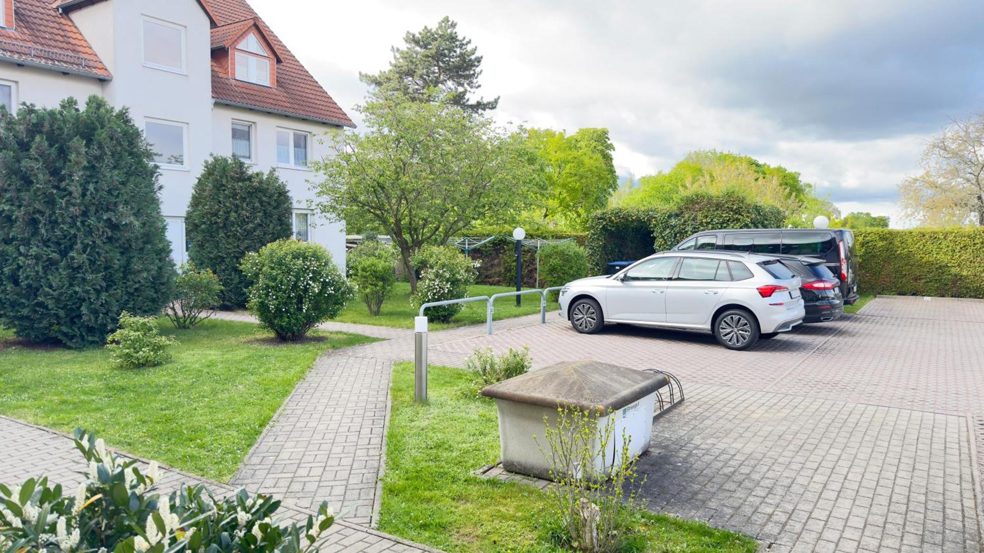 Fewo Am Park - 4P, Boxspringbett, Balkon, Smarttv, Gesundbrunnen, Familienfreundlich Halle  Dış mekan fotoğraf