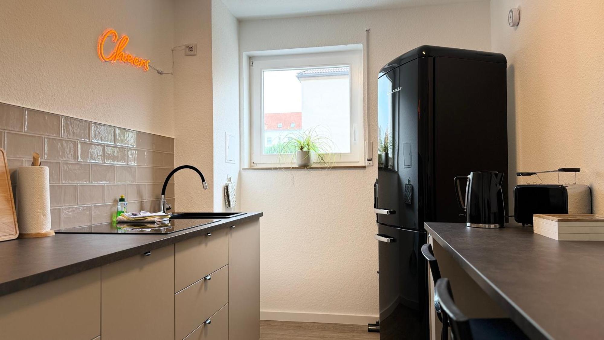 Fewo Am Park - 4P, Boxspringbett, Balkon, Smarttv, Gesundbrunnen, Familienfreundlich Halle  Dış mekan fotoğraf
